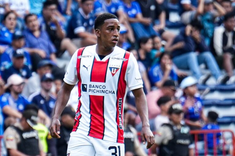 OFICIAL: Daniel de la Cruz renovó con LDU hasta 2027