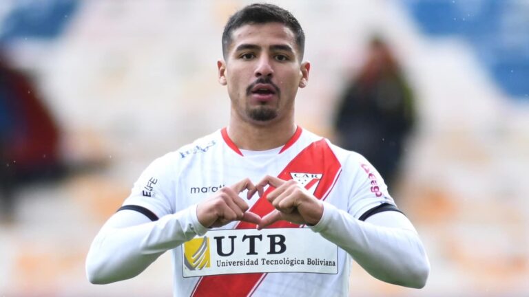 DESDE BOLIVIA: Miguel Briceño jugará en Delfín