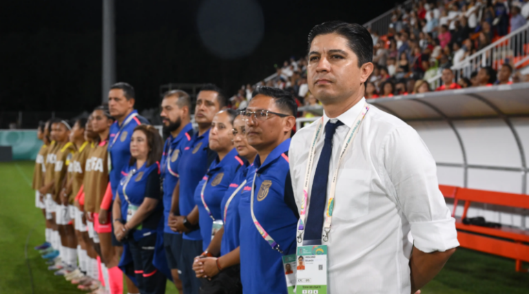 OFICIAL: Eduardo Moscoso asume como nuevo DT de La Tri Femenina
