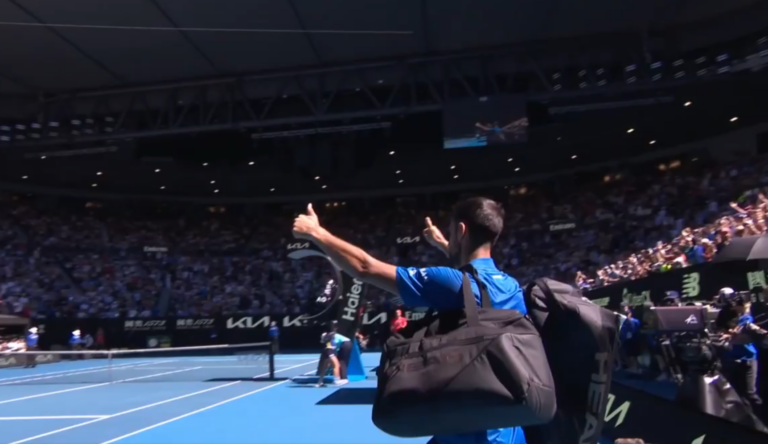 (VIDEO) Así fue el sorpresivo abandono de Novak Djokovic en el Australian Open