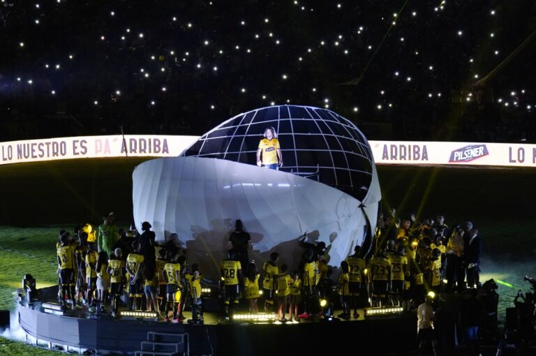 (VIDEO) Así fue la presentación de Carles Puyol en la Noche Amarilla