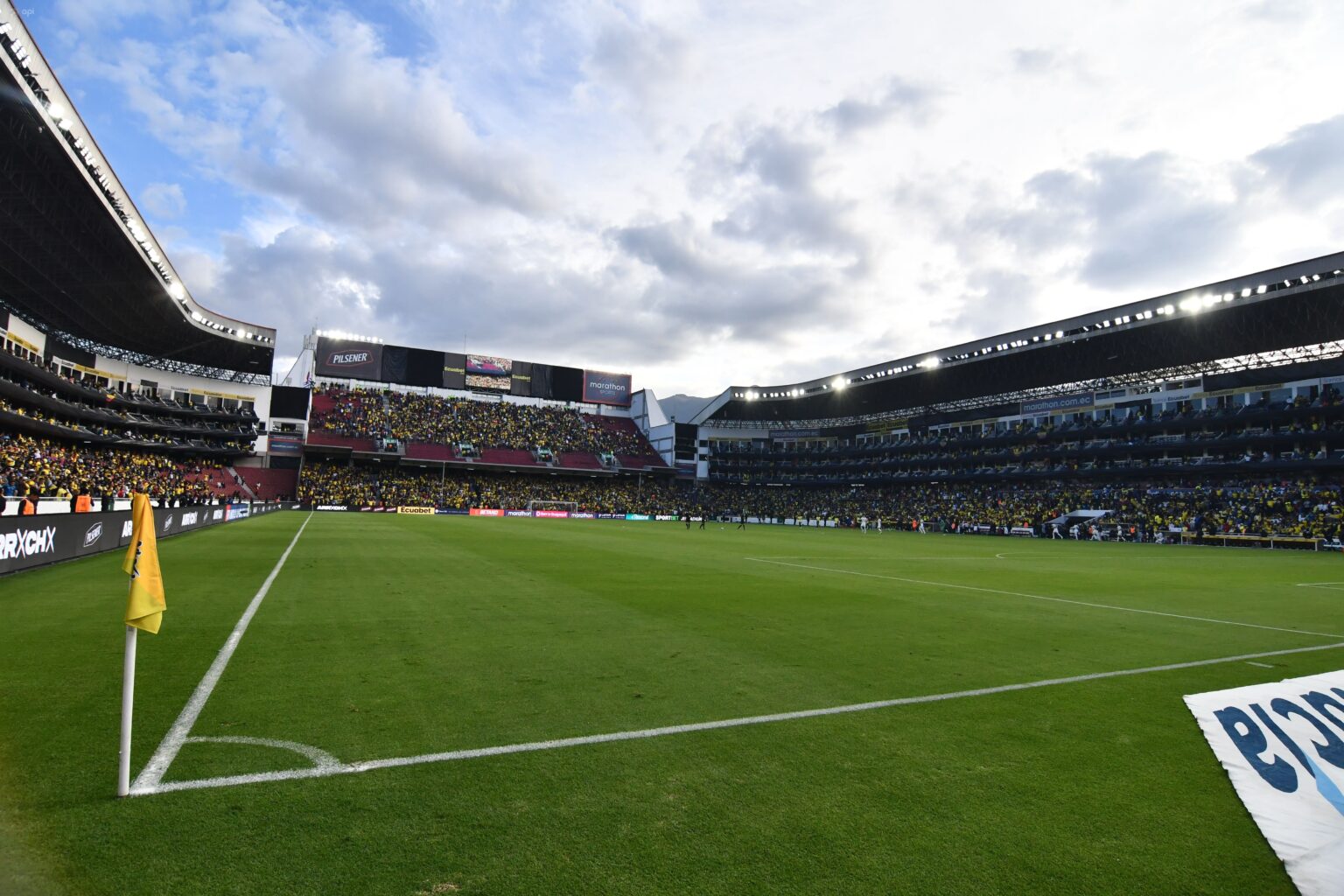 (VIDEO) Reportan que el Estadio Rodrigo Paz no se llenará para el LDU vs BSC