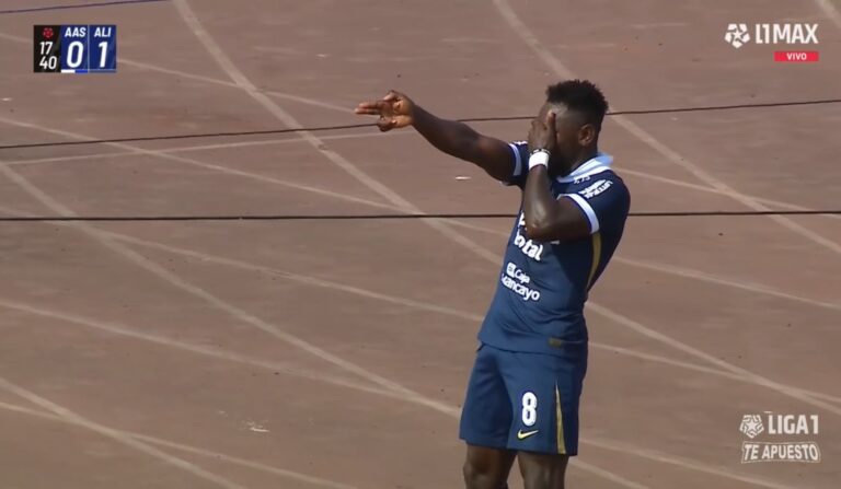 (VIDEO) Gol de Eryc Castillo tras gran asistencia de Fernando Gaibor en Perú