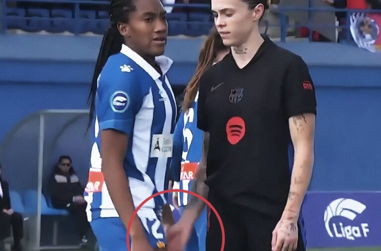 (VIDEO) POLÉMICA EN EL FÚTBOL FEMENINO: ‘Mapi’ León niega “tocar zonas íntimas” de Daniela Caracas