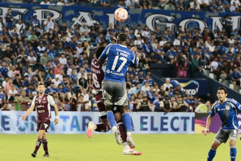 (VIDEO) SHOW DE PENALES FALLADOS: Emelec no pudo ante Macará en casa