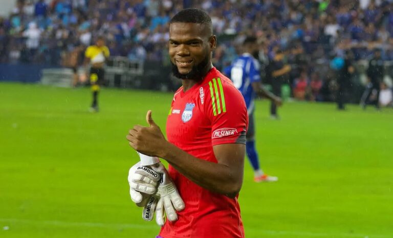 DURA NOTICIA PARA EMELEC: Jostin Mina podría estar hasta dos meses fuera de las canchas