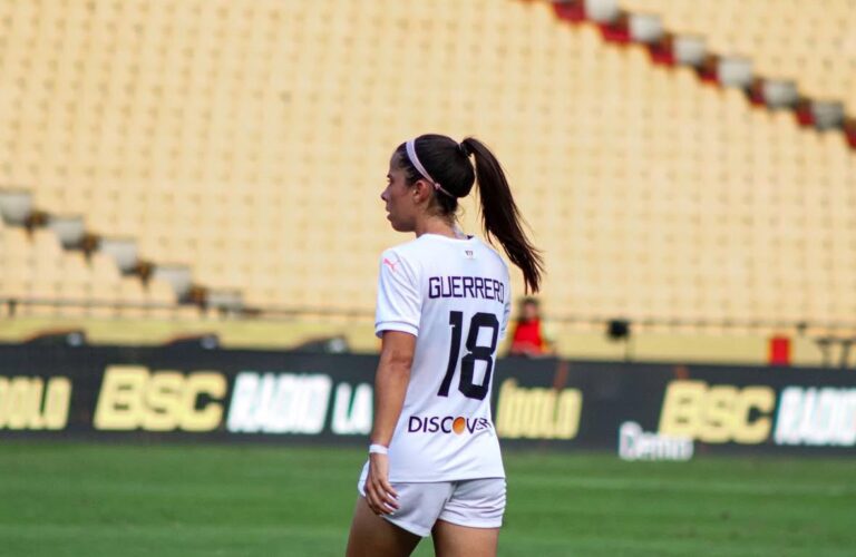 “No todo es como se ve por fuera”, jugadora arremete contra BSC Femenino