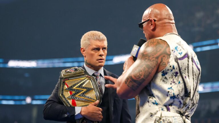(VÍDEO) The Rock pone de cabeza el universo de WWE