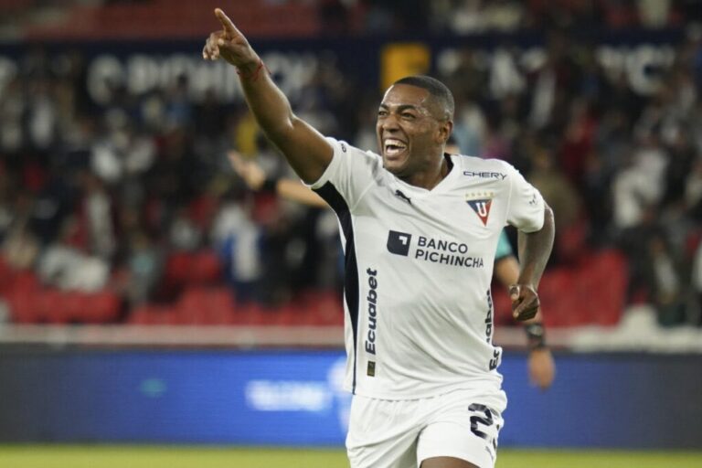Madison Julio aclara su futuro: quiere volver a LDU y dejar Ambato