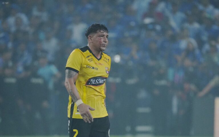 Oportunidad para Pineida: Chalá no llegará al debut de BSC en LigaPro y es duda para Libertadores