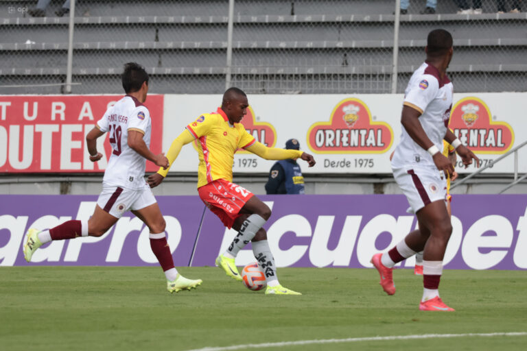 (VIDEO) PUNTO VALIOSO: Vinotinto FC igualó ante Aucas en el Gonzalo Pozo