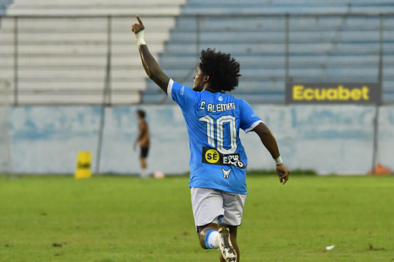 (VIDEO) AL MINUTO 101: Espectacular victoria del Manta ante El Nacional en el Jocay