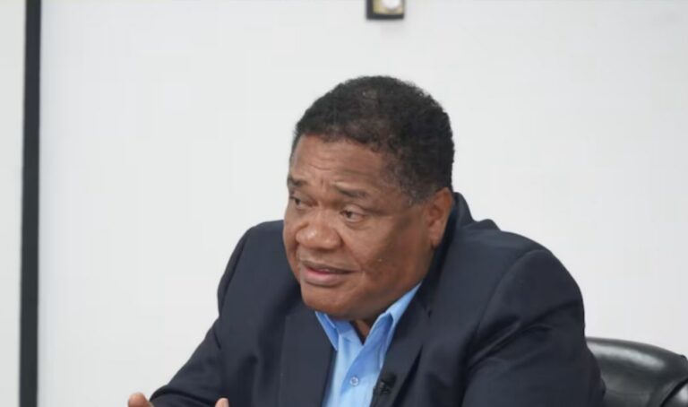 (VIDEO) NOVEDADES EN EMELEC: Reportan que el Ministerio del Deporte no aprobaría el directorio de Jorge Guzmán