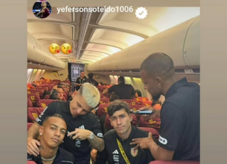(FOTO) La sarcástica respuesta de Yeferson Soteldo y Salomón Rondón a la prensa peruana