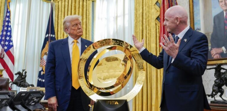 Trump vacila a Infantino: “Él sabe lo que tiene que decir”