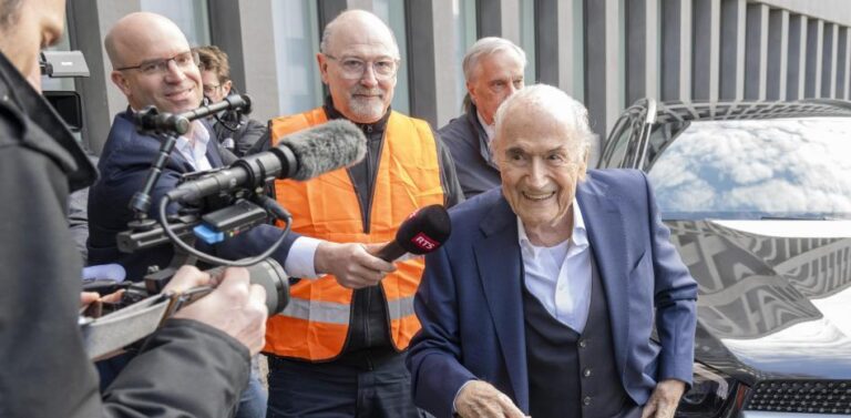 Blatter y Platini, absueltos por segunda vez