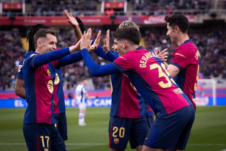 (VIDEO) Barcelona goleó a la Real Sociedad y es único líder