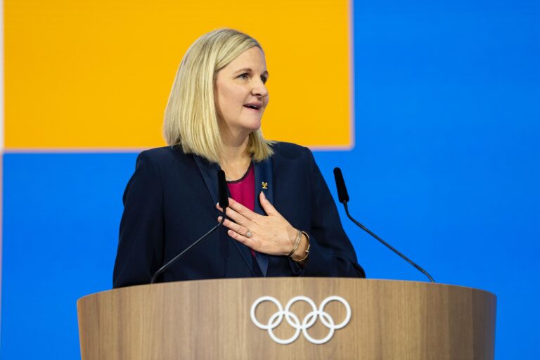 Kirsty Coventry, nueva presidenta del COI: primera mujer, primera africana y la más joven en la historia