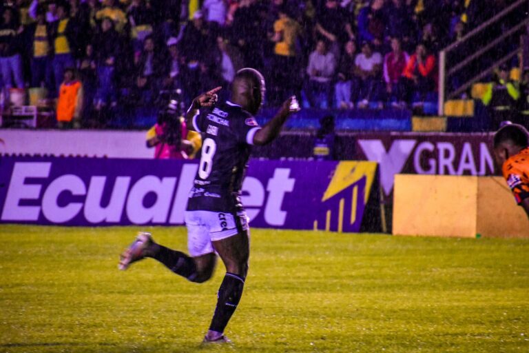 “Cortez, cuando agarra la pelota, sabes que algo puede salir de ahí”