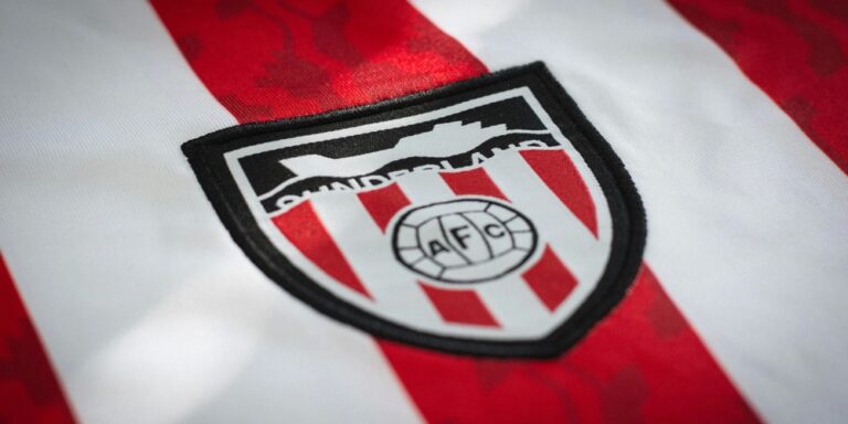 El Sunderland cambió su escudo para concientizar sobre el cambio climático