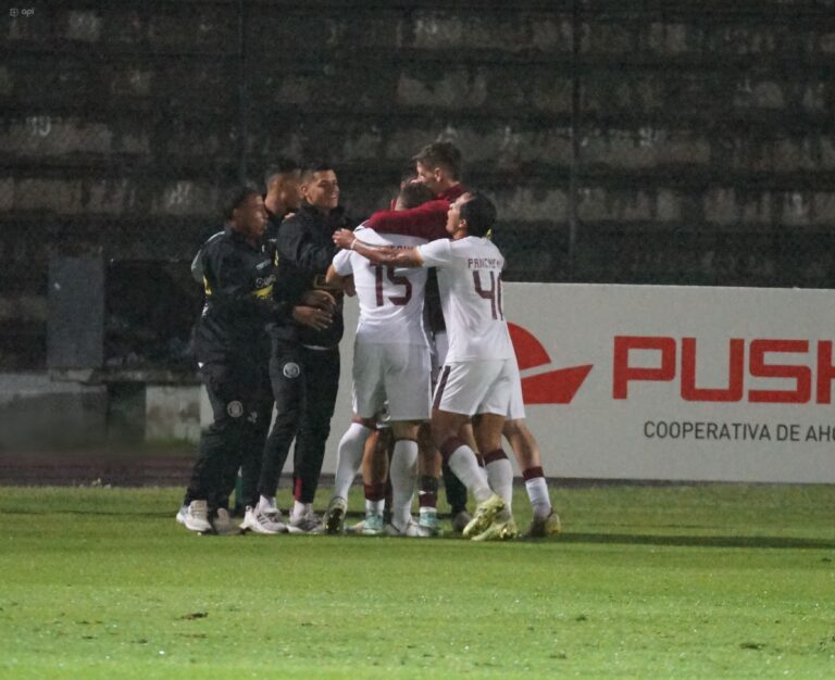 (VIDEO) SORPRESA EN RIOBAMBA: Vinotinto venció a Mushuc Runa