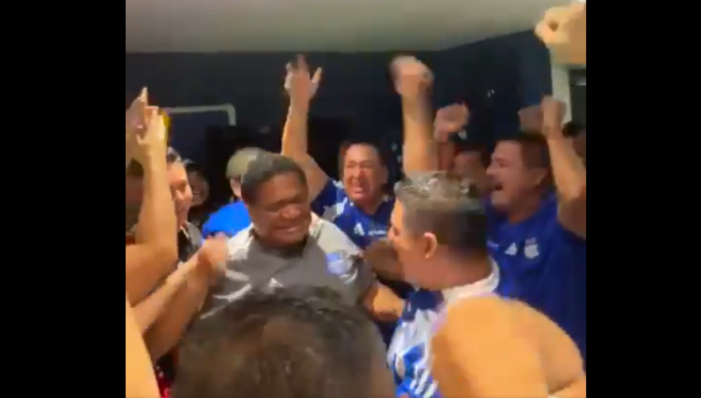(VIDEO) ENTRE LÁGRIMAS: Jorge Guzmán celebró el triunfo de Emelec ante LDU