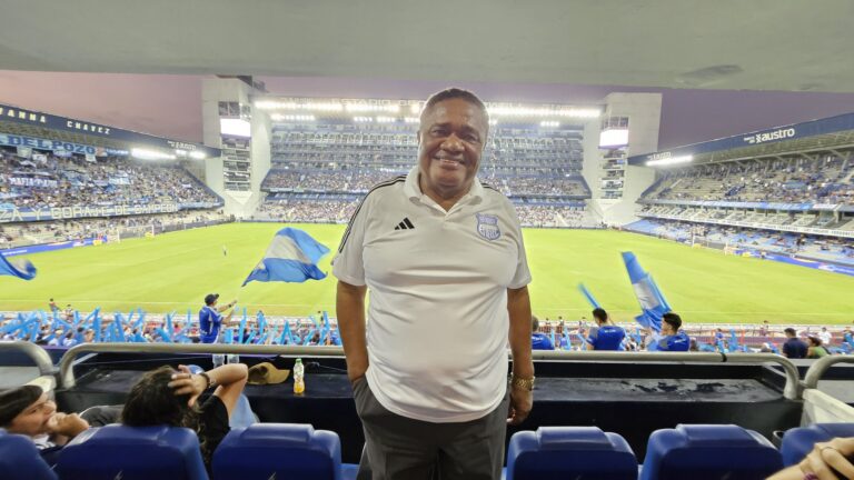 Guzmán: “Esta semana vamos a terminar todos los pagos en FIFA y quedaremos habilitados”