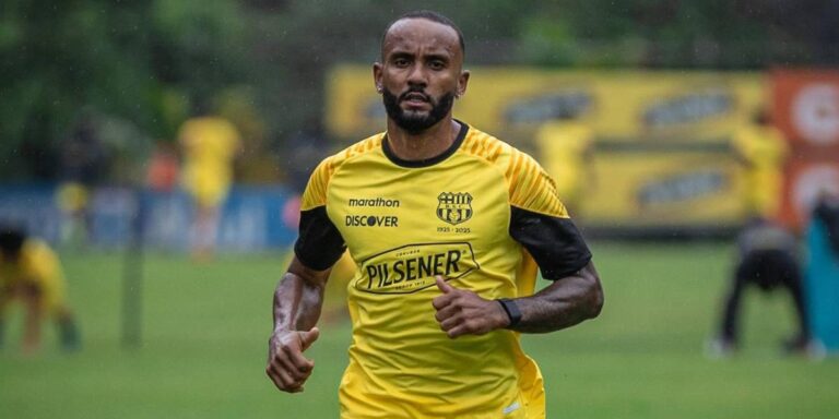 (VIDEO) Leonai Souza revela cómo lo asaltaron cuando recién llegó a Guayaquil