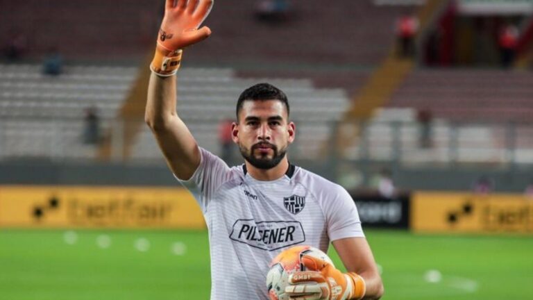 Víctor Mendoza ya no es jugador de Barcelona SC