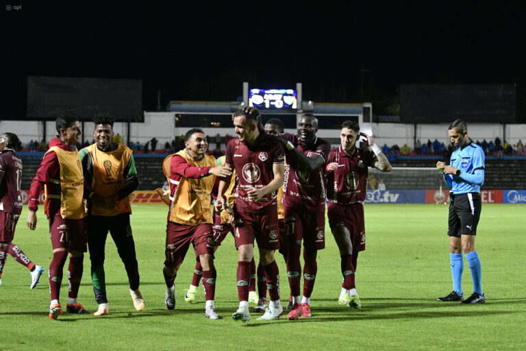 “De locos, me dio una alegría gigante”: Elogios para Mushuc Runa por su participación en la Sudamericana