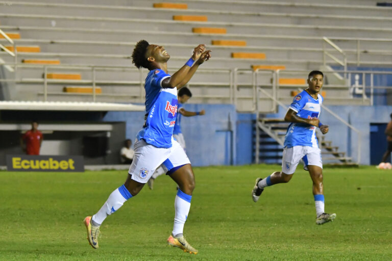 (VIDEO) SOBRE EL FINAL: Manta FC derrotó Técnico Universitario en el Jocay