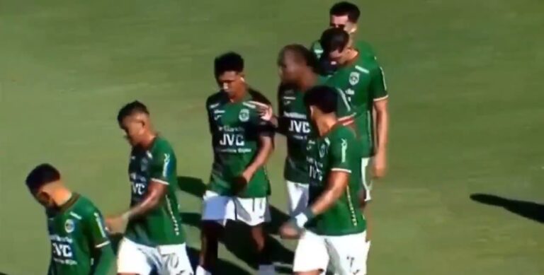 (VIDEO) TUVO QUE PEDIR DISCULPAS: Juan Luis Anangonó protagonizó una agresión contra su compañero
