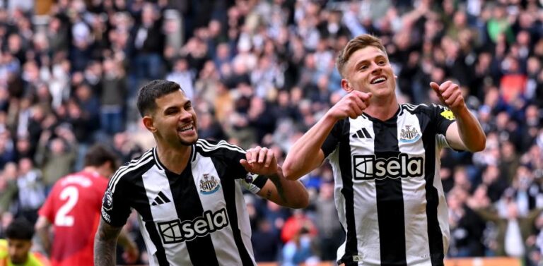 (VIDEO) El Newcastle vuela y golea al Manchester United