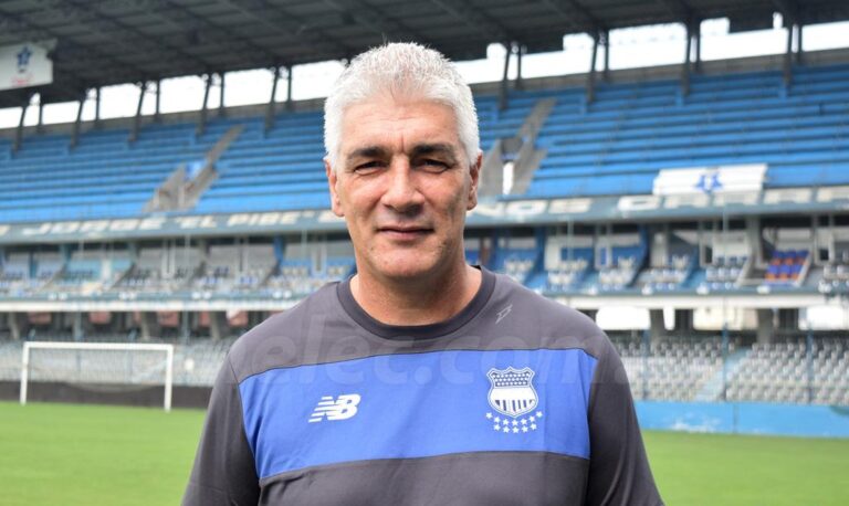 “Desde la salida de Neme cambió la institución, hay que sacar adelante a Emelec”