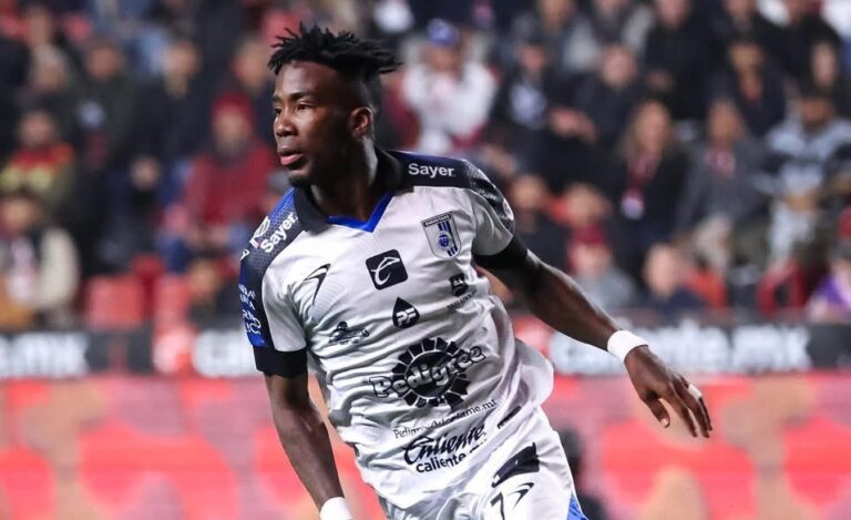(VIDEO) ¡Zurdazo ecuatoriano! Adonis Preciado descontó pero Querétaro cayó ante Atlas