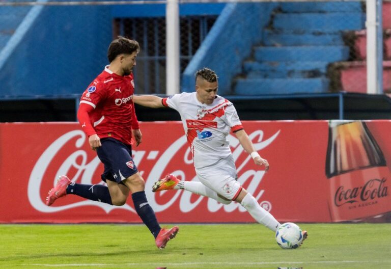 (VIDEO) Nacional de Potosí hizo respetar la casa ante Independiente en la Sudamericana