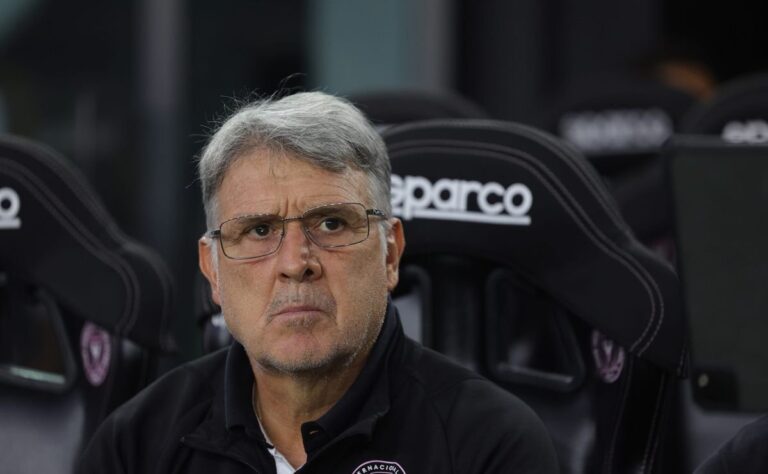 ‘Tata’ Martino es candidato a dirigir a Santos de Brasil