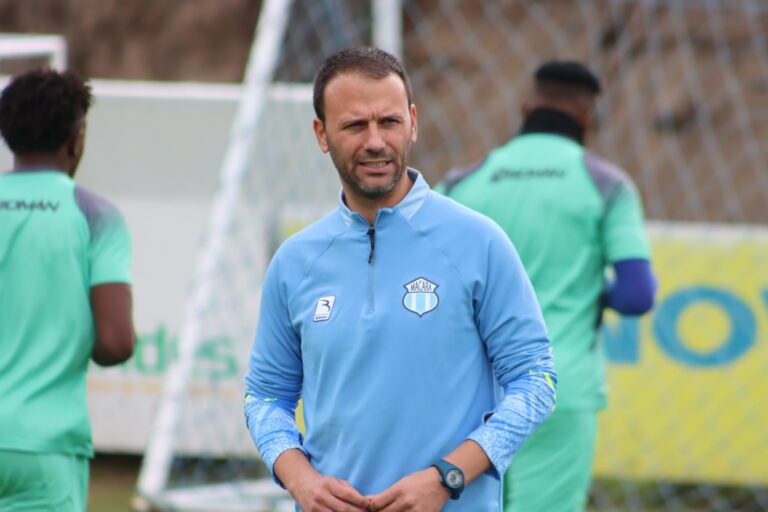 FIN DEL CICLO: Macará anunció la salida de Alexandre Pallarés
