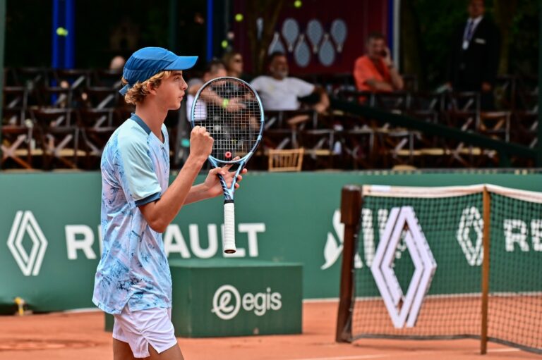 Emilio Camacho triunfa y está en semifinales del Roland Garros Junior Series