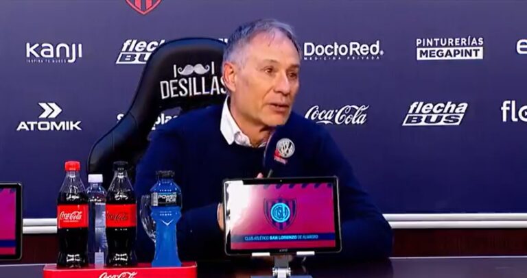 (VIDEO) Ariel Holan, ex DT de BSC, llora al recordar al Papa Francisco