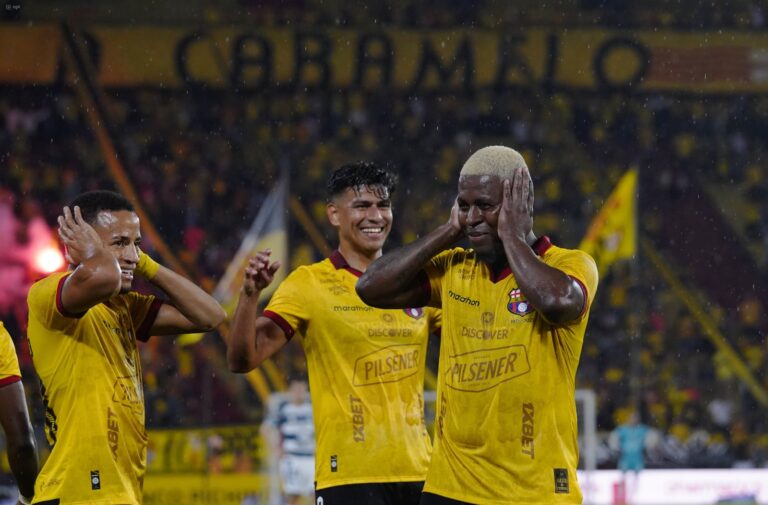 (VIDEO) FIESTA COMPLETA: BSC goleó a Pachuca en la Noche Centenario
