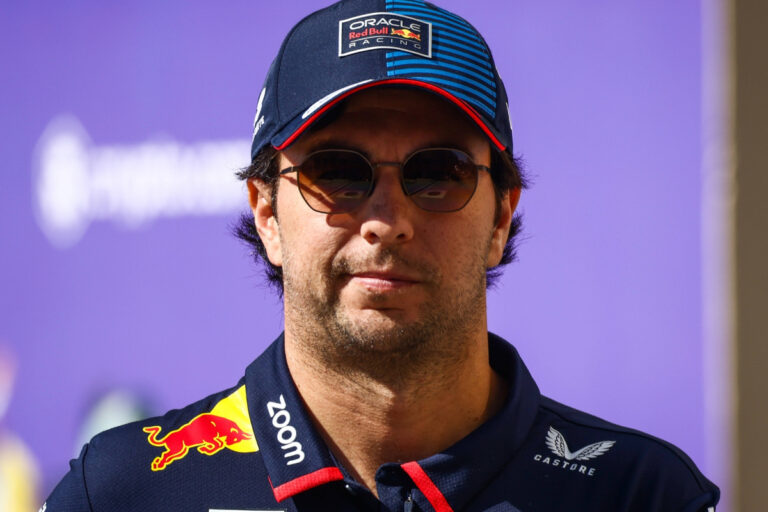 Checo Pérez y su salida de Red Bull: “Ahora la gente se da cuenta de lo difícil que es conducir ese coche”
