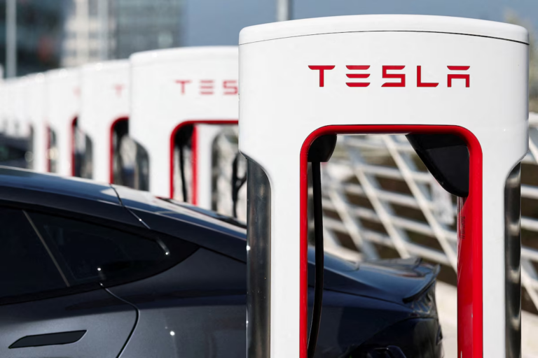 Tesla sufre una fuerte caída en ventas en el primer trimestre de 2025