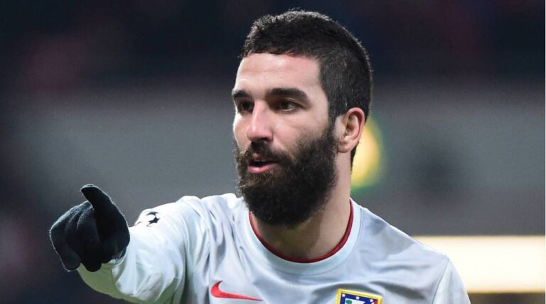 Un histórico europeo tienta a Arda Turan