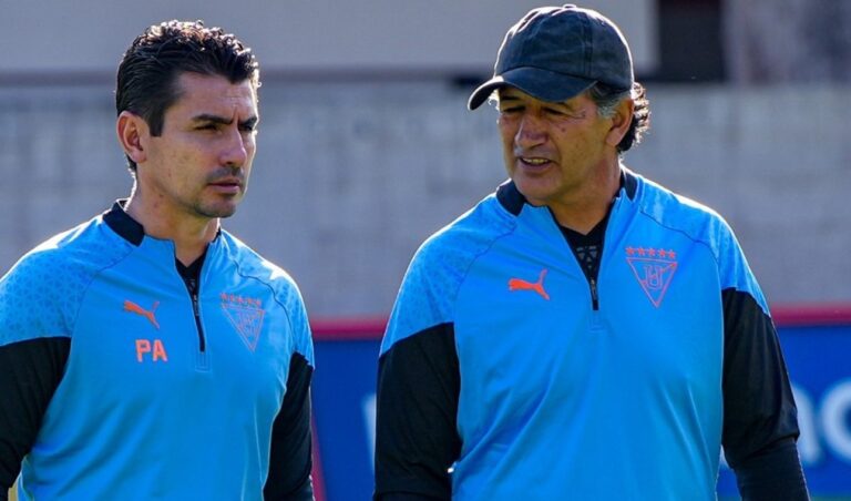 CONFIRMADO: El DT que estará a cargo de LDU para enfrentar a Central Córdoba por Libertadores