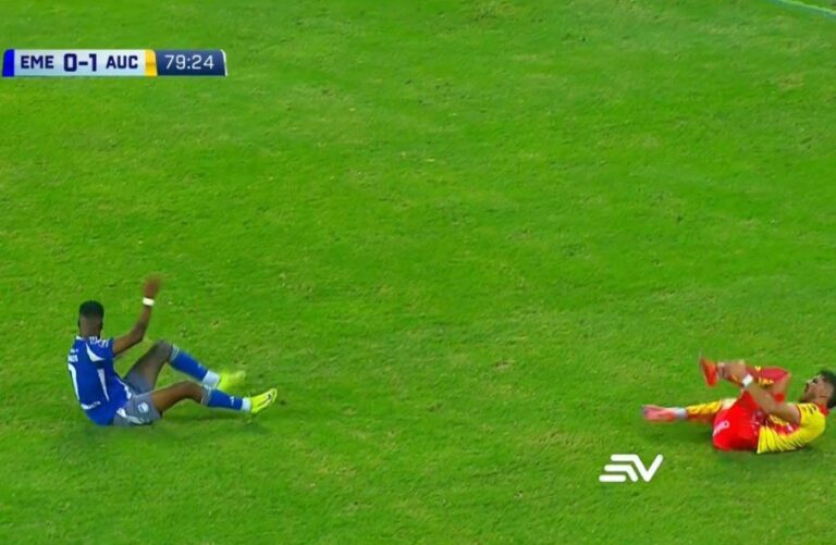 (VIDEO) La terrible lesión de Thiago Serpa, jugador de Aucas