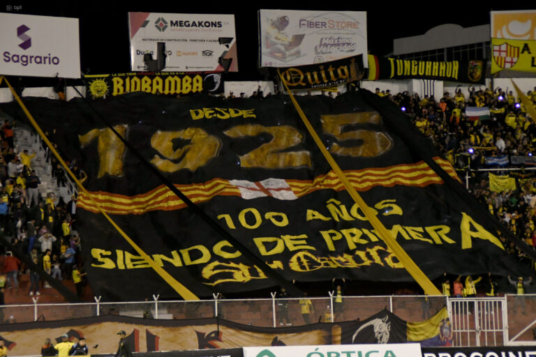 (VIDEO) QUITO, GYE, SALINAS Y MÁS: Así celebraron los hinchas de BSC los 100 años