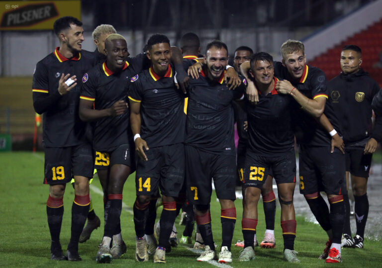 (VIDEO) Deportivo Cuenca brilla y derrota al Manta en el Alejandro Serrano Aguilar
