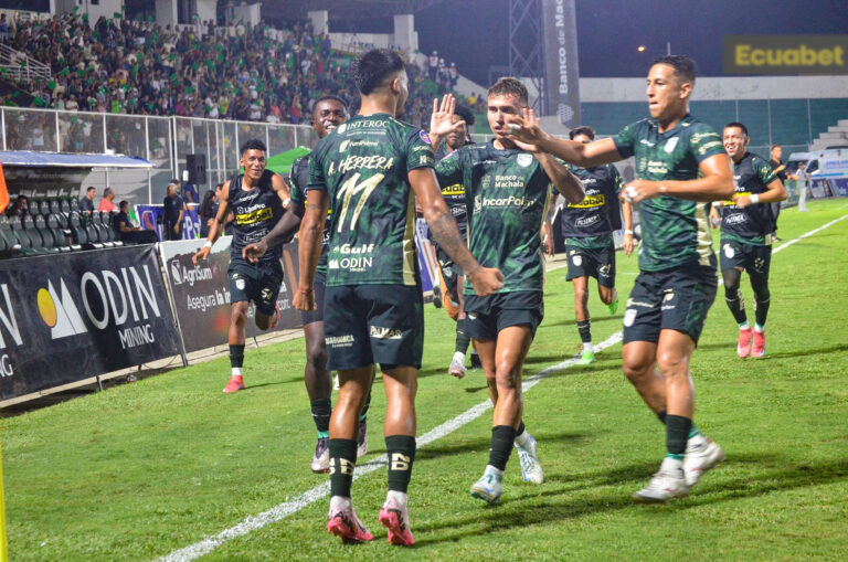 (VIDEO) EN EL TOP 3 DE LA TABLA: Orense venció 2-1 a Aucas en un duelo vibrante