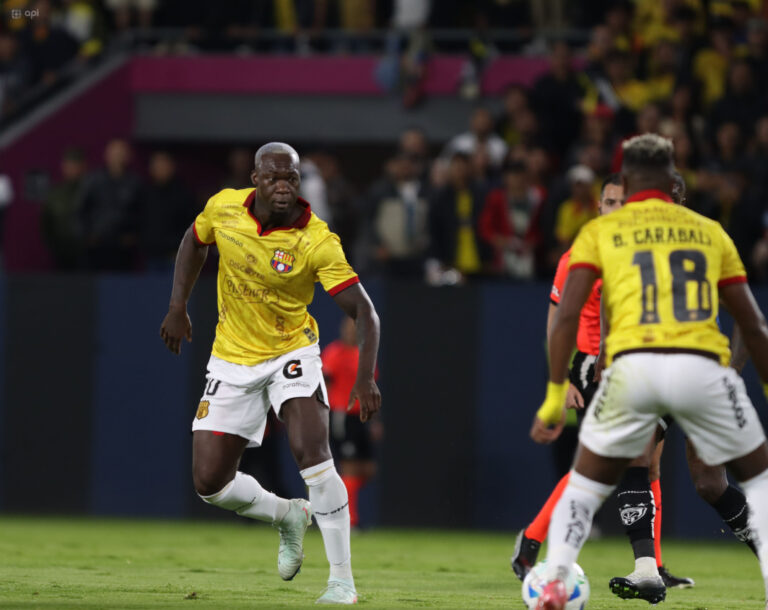 (VIDEO) Felipe Caicedo pone en duda su continuidad: “Tengo varias molestias físicas”